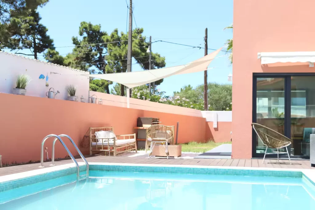 4-Bedroom Villa in Aroeira · Procurement · Financing